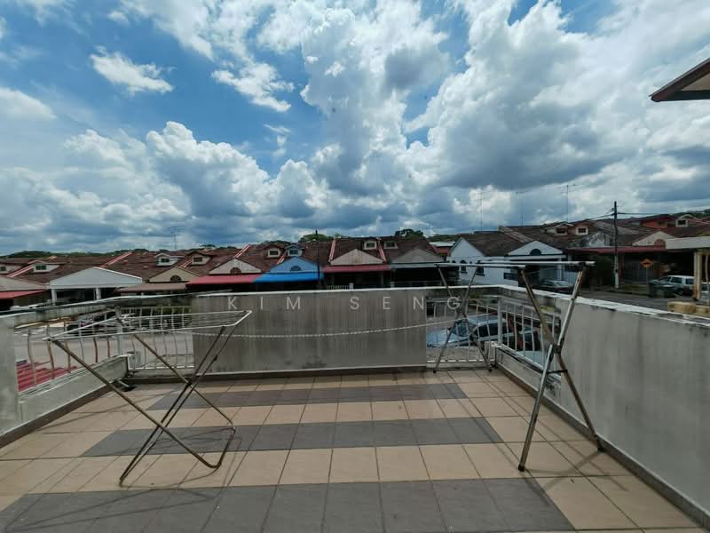 2-storey Terraced House for Sale in Taman Sri Kluang (Kluang) - Kim Seng - PropertyGuru.com.my