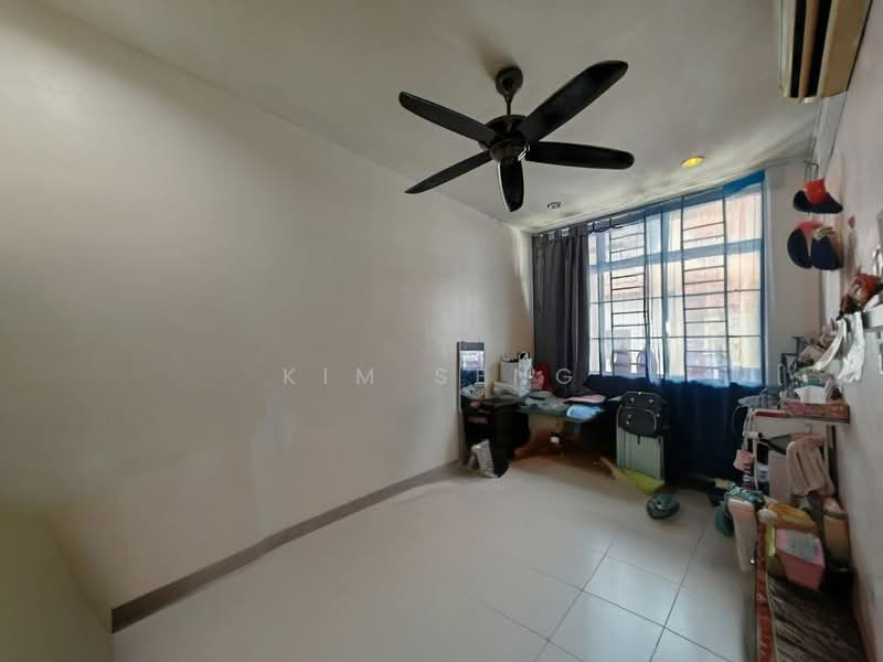 2-storey Terraced House for Sale in Taman Sri Kluang (Kluang) - Kim Seng - Interior - PropertyGuru.com.my