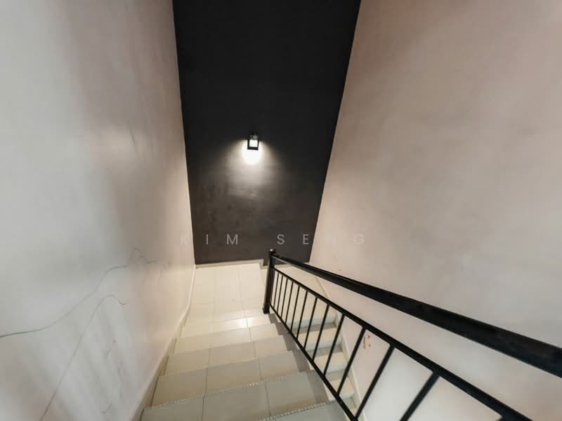 Rumah Teres 2-Tingkat untuk Dijual di Taman Sri Kluang (Kluang) - Kim Seng - Interior - PropertyGuru.com.my
