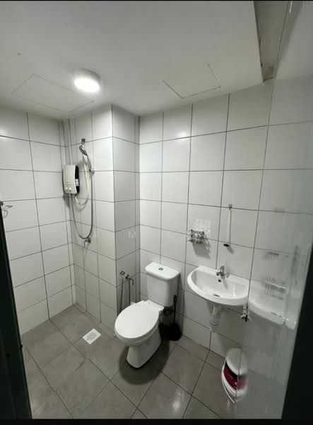 Servis Apartment untuk Disewa di The Stone - Kim Tan - Bathroom - PropertyGuru.com.my