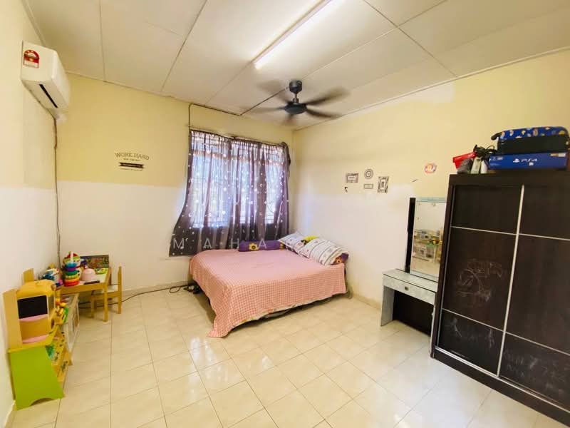 2-storey Terraced House for Sale in Bandar Saujana Putra (Tanjong Duabelas) - Mahafiz . - PropertyGuru.com.my