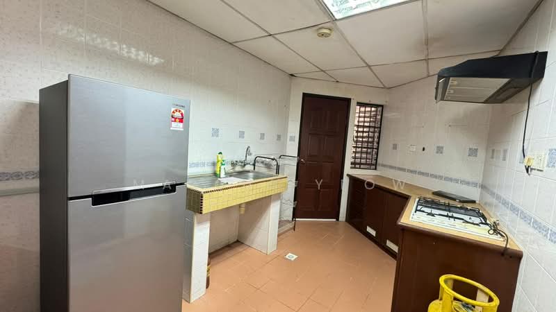 Pangsapuri untuk Disewa di Kasturi Klana Apartment - Marcus Yeow - Kitchen - PropertyGuru.com.my