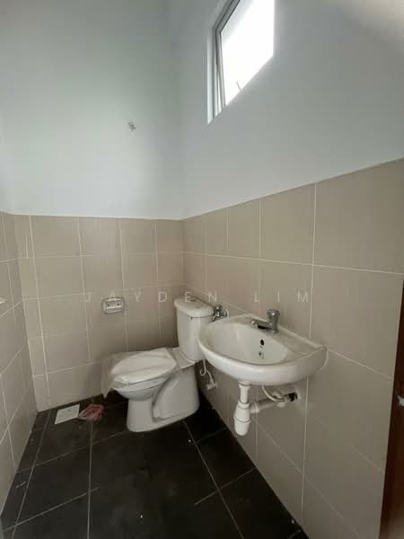 2-storey Terraced House for Sale in Taman Pulai Mutiara (Iskandar Puteri (Nusajaya)) - Jayden Lim - Bathroom - PropertyGuru.com.my