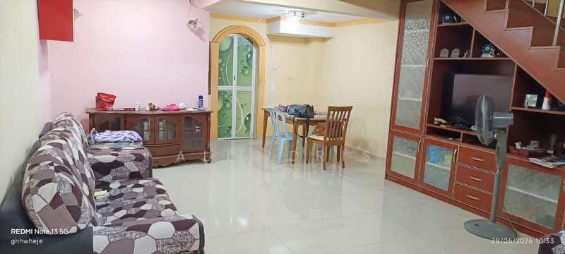 2-storey Terraced House for Sale in Batu Caves (Selangor) - Ali Idris - Living Room - PropertyGuru.com.my