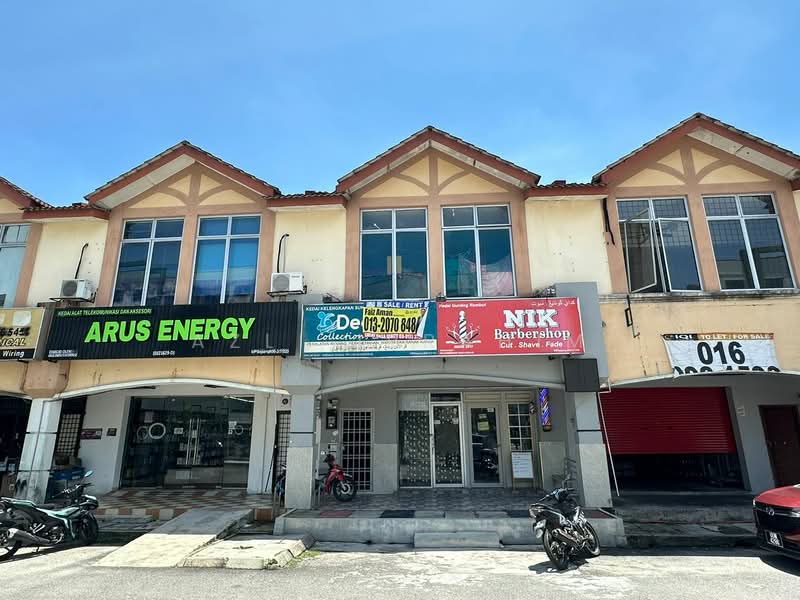 Kedai untuk Dijual di Desa Pinggiran Putra (Dengkil) - Azli Ibrahim - Exterior - PropertyGuru.com.my