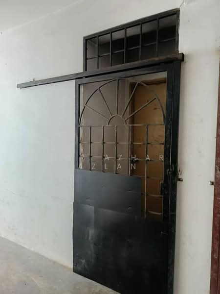 Rumah Flat untuk Dijual di Impian Baiduri - Nor Azhar Azlan - Entrance - PropertyGuru.com.my