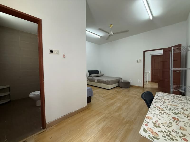 Semi-Detached House for Rent in Saujana Impian (Kajang) - Zuraidah Dan - Bedroom - PropertyGuru.com.my