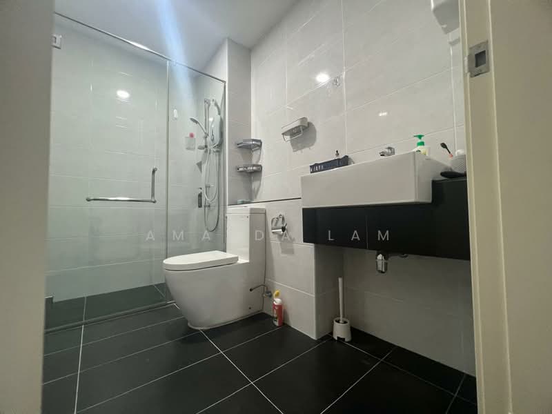 Rumah Teres 2 Tingkat untuk Dijual di Bandar Cassia (Batu Kawan) - Amanda Lam - Bathroom - PropertyGuru.com.my