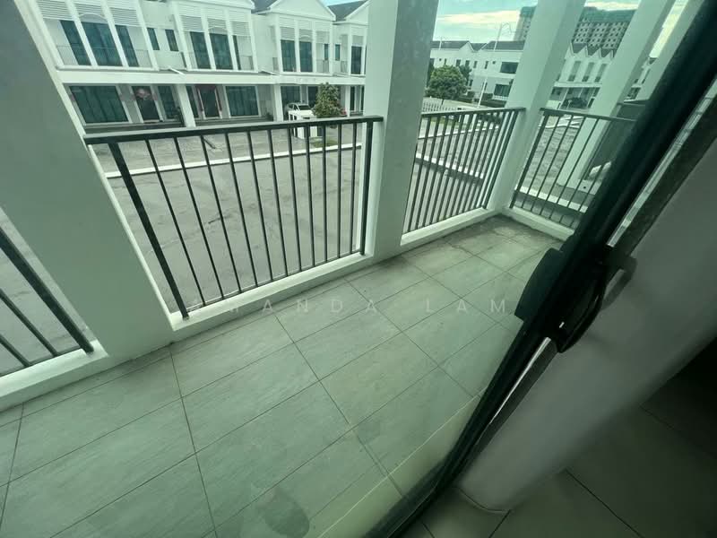 Rumah Teres 2 Tingkat untuk Dijual di Bandar Cassia (Batu Kawan) - Amanda Lam - Balcony - PropertyGuru.com.my