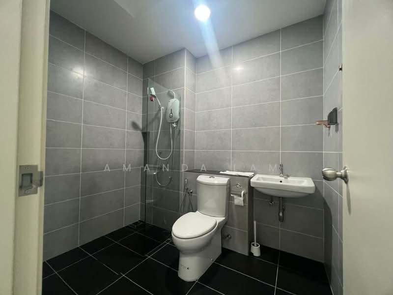 Rumah Teres 2 Tingkat untuk Dijual di Bandar Cassia (Batu Kawan) - Amanda Lam - Bathroom - PropertyGuru.com.my