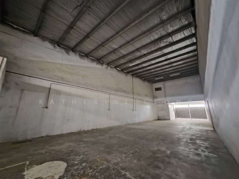 Warehouse for Rent in Rawang (Selangor) - Katherine Leong - Interior - PropertyGuru.com.my