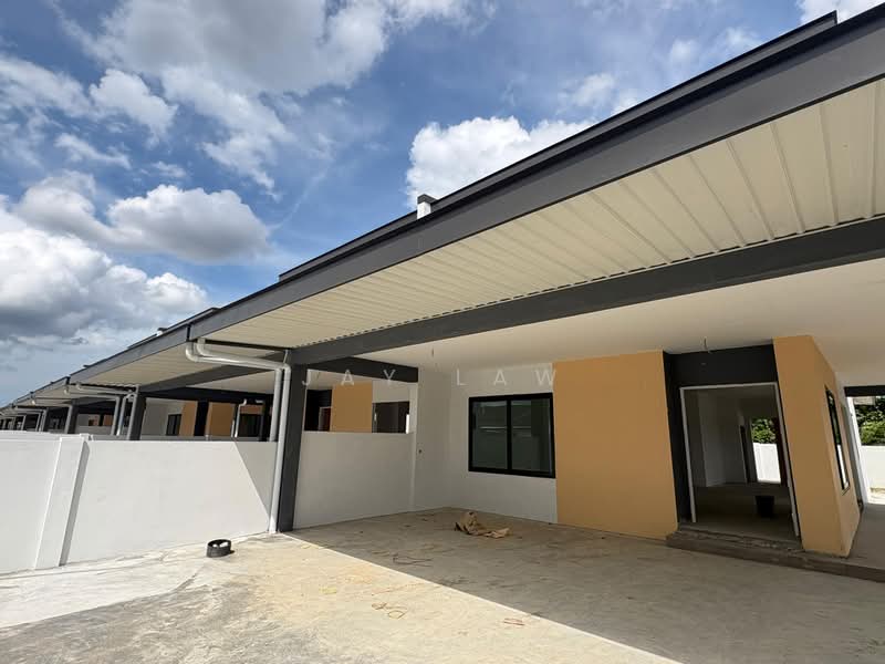 Semi-Detached House for Sale in Semaba (Kuching) - Jay Law - Exterior - PropertyGuru.com.my