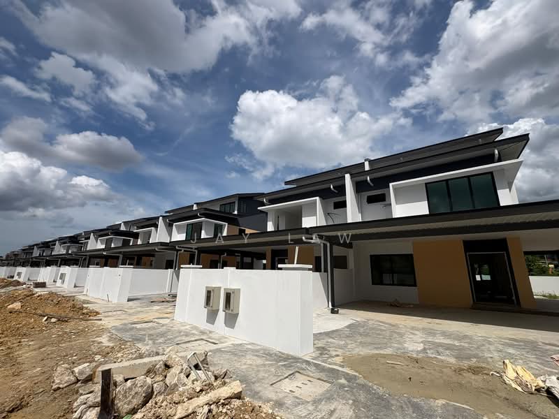 Semi-Detached House for Sale in Semaba (Kuching) - Jay Law - Exterior - PropertyGuru.com.my