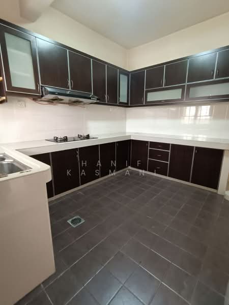 2-storey Terraced House for Sale in Subang Bestari (Shah Alam) - Hanif Kasmani - PropertyGuru.com.my