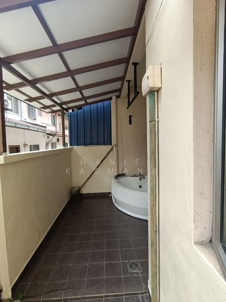 2-storey Terraced House for Sale in Subang Bestari (Shah Alam) - Hanif Kasmani - PropertyGuru.com.my
