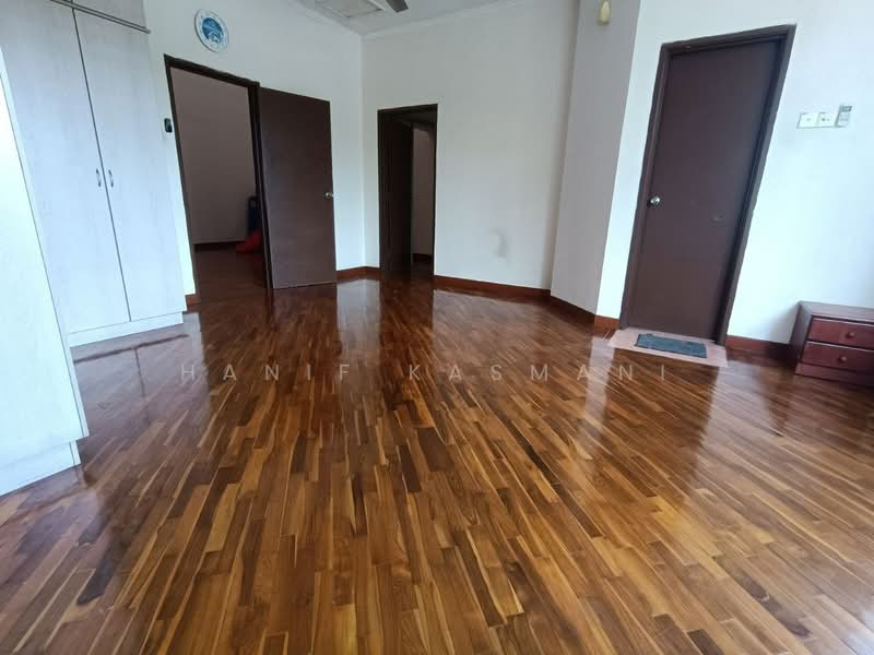 2-storey Terraced House for Sale in Subang Bestari (Shah Alam) - Hanif Kasmani - PropertyGuru.com.my