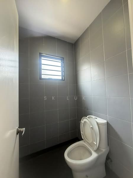 Rumah Teres 2 Tingkat untuk Dijual di Rawang (Selangor) - SK Luk - Bathroom - PropertyGuru.com.my