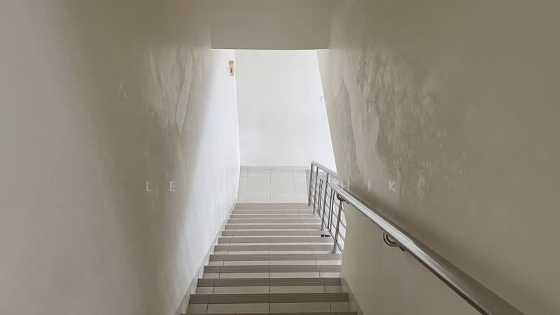 Rumah Berkembar untuk Dijual di Bandar Mahkota Cheras (Cheras) - Lesley Chik - Corridor - PropertyGuru.com.my
