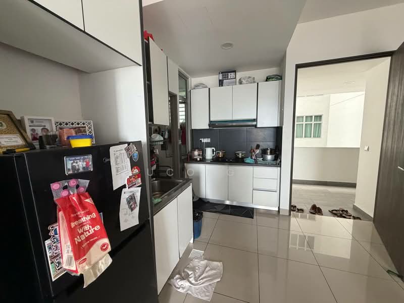 Service Residence for Sale at SKS Habitat - Yucong . - Kitchen - PropertyGuru.com.my