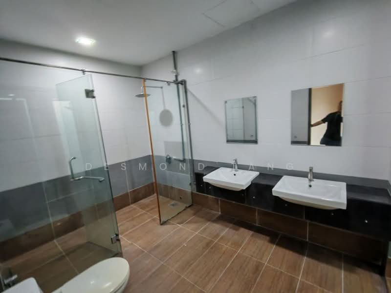 Rumah Teres 3 Tingkat untuk Disewa di Perdana Residence 2 (Batu Caves) - Desmond Tang - Bathroom - PropertyGuru.com.my