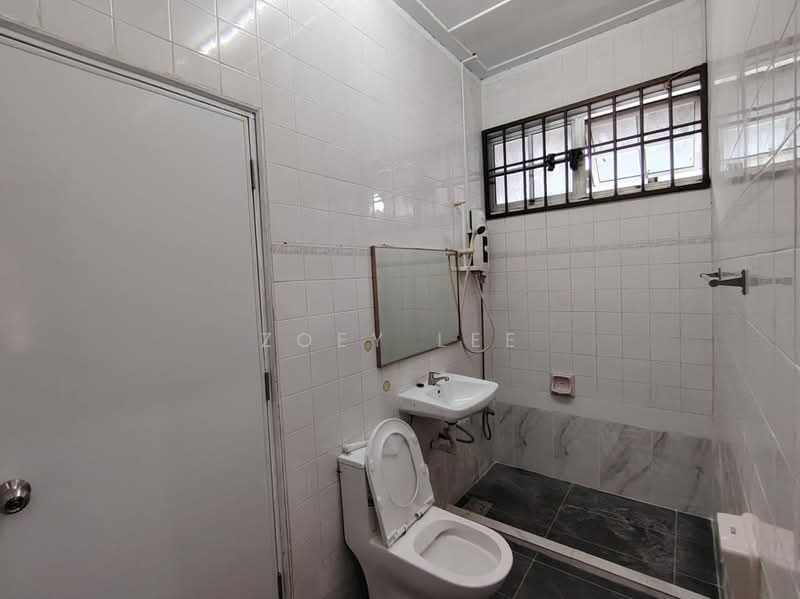 Rumah Berkembar untuk Dijual di Johor Bahru (Johor) - Zoey Lee - Bathroom - PropertyGuru.com.my