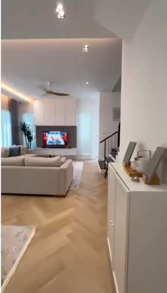 Rumah Teres 2-Tingkat untuk Dijual di Eco Forest (Semenyih) - CK Law - Living Room - PropertyGuru.com.my