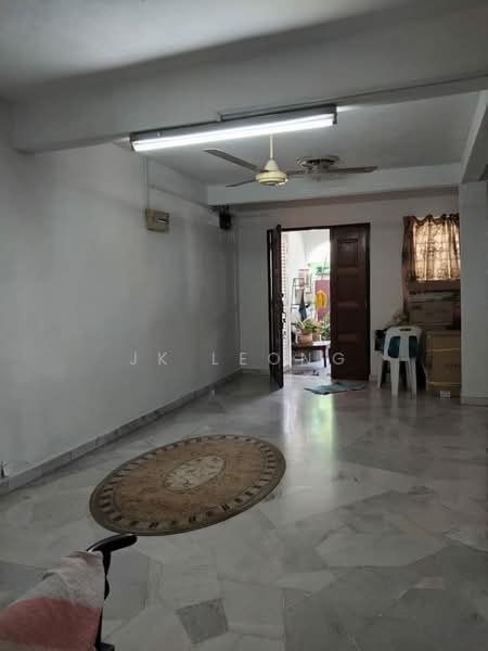 Rumah Teres untuk Dijual di Batu Caves (Selangor) - JK Leong - Living Room - PropertyGuru.com.my