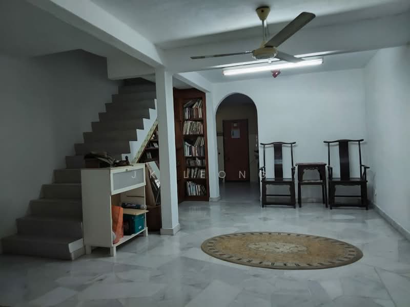 Rumah Teres untuk Dijual di Batu Caves (Selangor) - JK Leong - Living Room - PropertyGuru.com.my