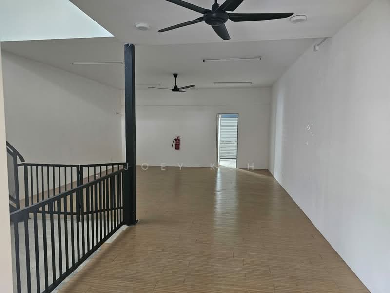 Shop for Rent in Saujana Utama (Puncak Alam) - Joey Koh - Interior - PropertyGuru.com.my