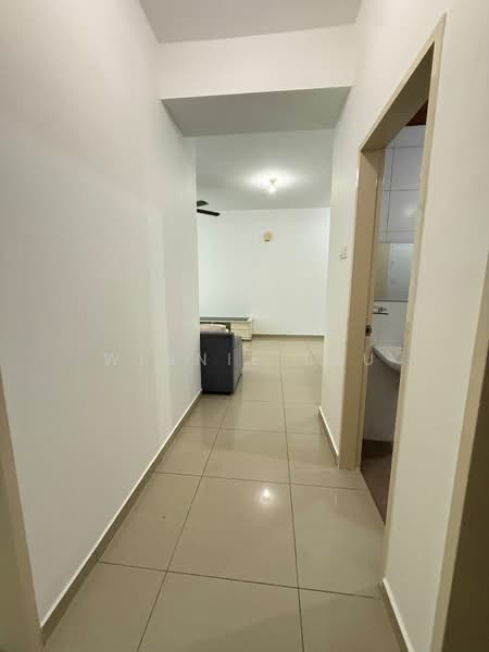 Condominium for Sale at Fairway Suites - Winnie Lau - Corridor - PropertyGuru.com.my