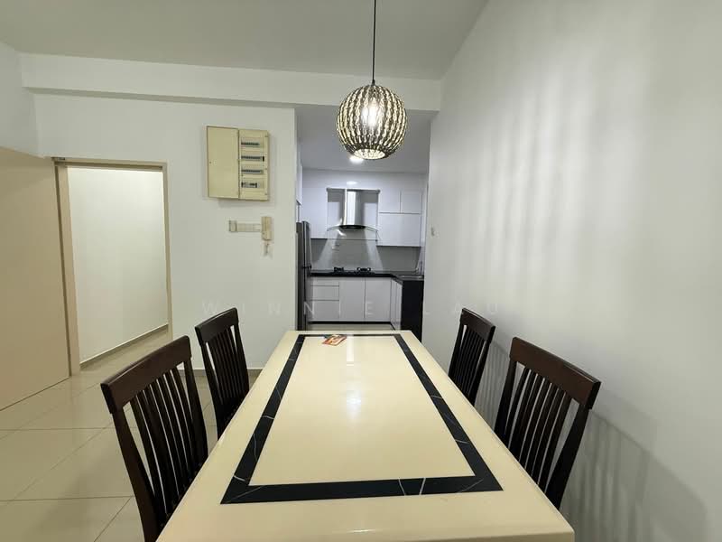 Condominium for Sale at Fairway Suites - Winnie Lau - Dining Room - PropertyGuru.com.my
