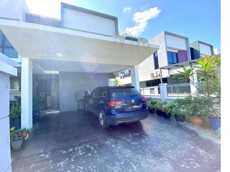Rumah Teres 2 Tingkat untuk Dijual di Shah Alam (Selangor) - Mohd Aizat Saiful Bahri - Exterior - PropertyGuru.com.my