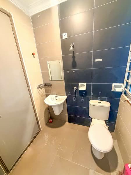 Rumah Teres 2-Tingkat untuk Dijual di Bandar Tun Hussein Onn (Cheras) - Mohd Aizat Saiful Bahri - Bathroom - PropertyGuru.com.my