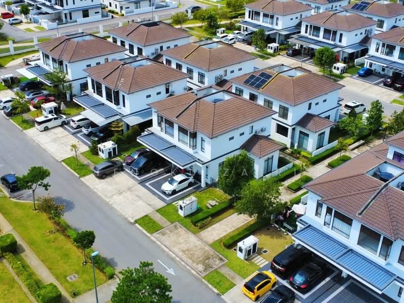 Rumah Berkembar untuk Dijual di Eco Grandeur (Puncak Alam) - Tengku Zairi - PropertyGuru.com.my
