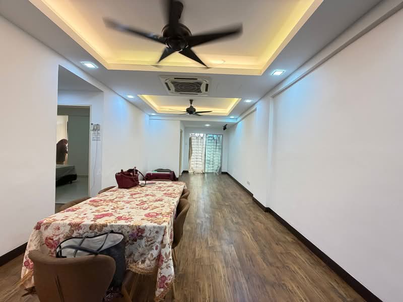 Condominium for Sale at Nilam Puri - Azli Ibrahim - Living Room - PropertyGuru.com.my