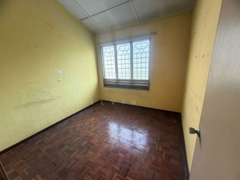 2-storey Terraced House for Sale in Bandar Bukit Beruntung (Bukit Beruntung) - Kelvin . - Interior - PropertyGuru.com.my