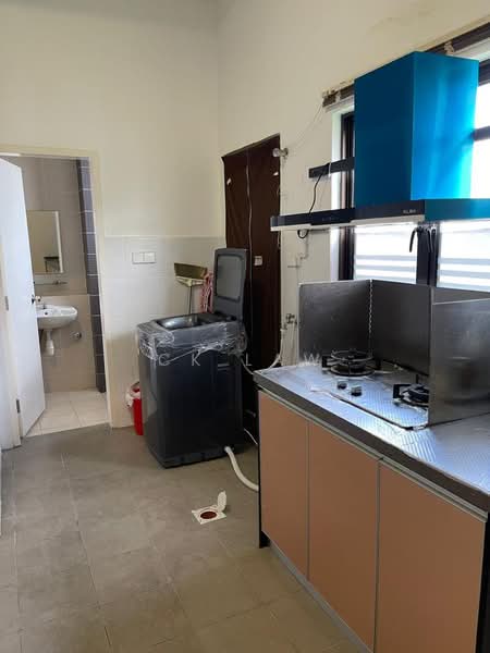 Rumah Kluster untuk Disewa di Setia Ecohill (Semenyih) - CK Law - Kitchen - PropertyGuru.com.my