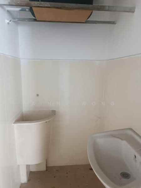 Rumah Flat untuk Dijual di Green Garden - Rainny Wong - Bathroom - PropertyGuru.com.my