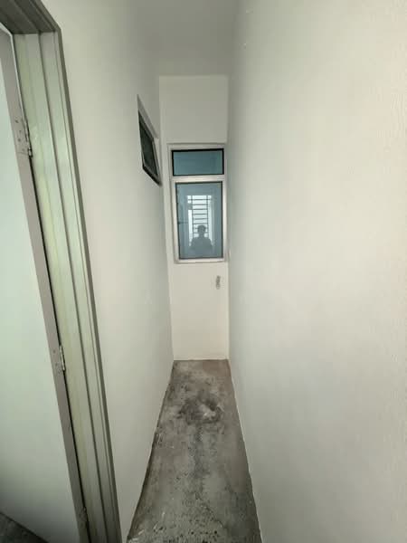 Pangsapuri untuk Dijual di Laguna Indah - Jane Ng - Corridor - PropertyGuru.com.my