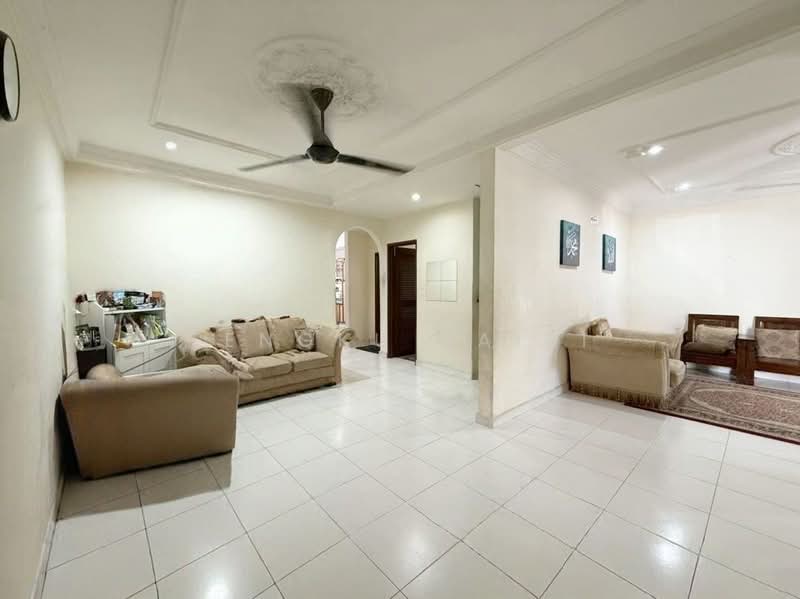 2-storey Terraced House for Sale in Seksyen 7 (Shah Alam) - Tengku Zairi - PropertyGuru.com.my