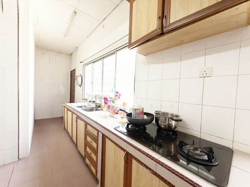 2-storey Terraced House for Sale in Seksyen 7 (Shah Alam) - Tengku Zairi - PropertyGuru.com.my