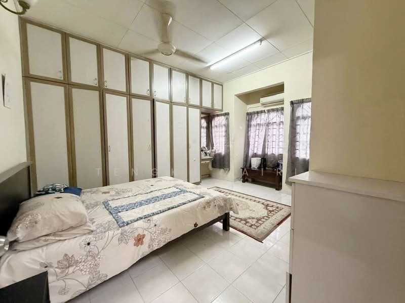 2-storey Terraced House for Sale in Seksyen 7 (Shah Alam) - Tengku Zairi - PropertyGuru.com.my