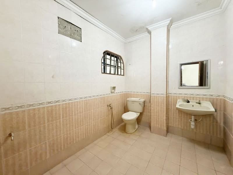 2-storey Terraced House for Sale in Seksyen 7 (Shah Alam) - Tengku Zairi - PropertyGuru.com.my