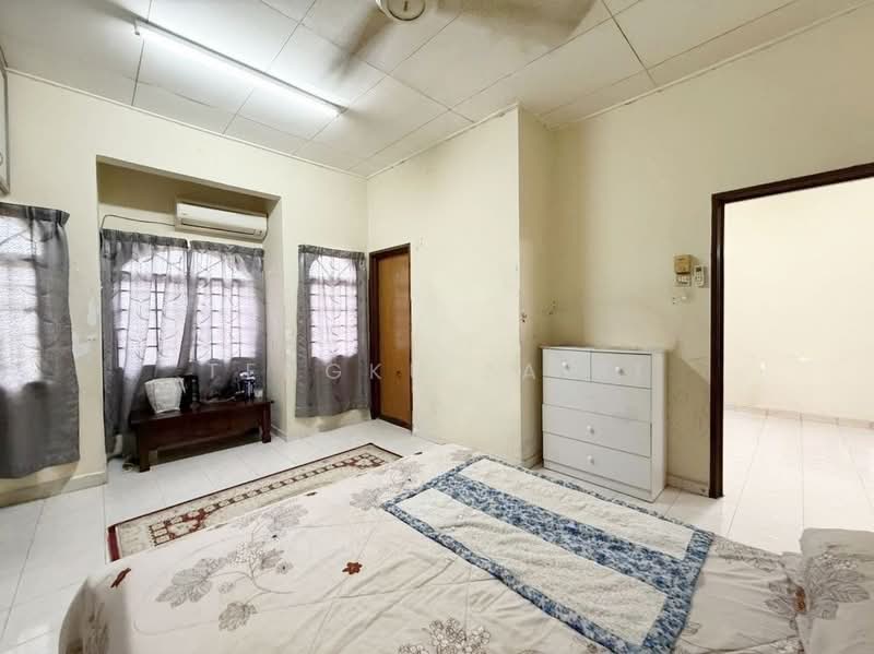 2-storey Terraced House for Sale in Seksyen 7 (Shah Alam) - Tengku Zairi - PropertyGuru.com.my