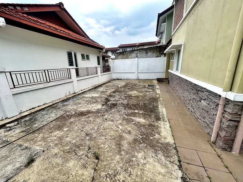Rumah Berkembar untuk Dijual di Gombak (Selangor) - Azli Ibrahim - Exterior - PropertyGuru.com.my