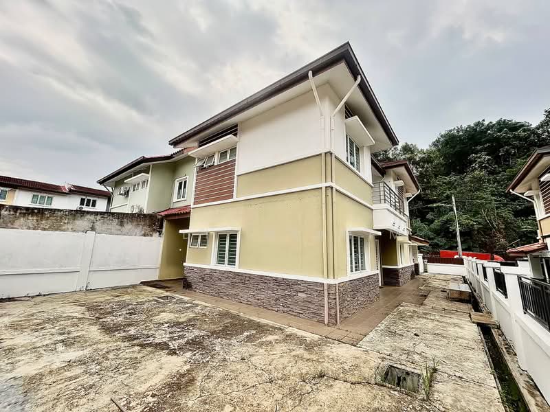 Rumah Berkembar untuk Dijual di Gombak (Selangor) - Azli Ibrahim - Exterior - PropertyGuru.com.my