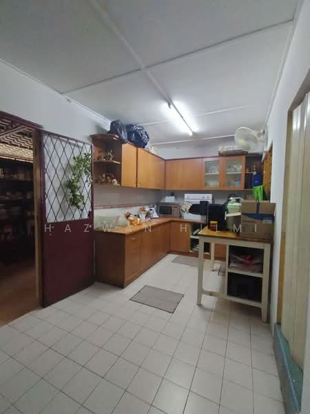 2-storey Terraced House for Sale in Ampang Jaya (Ampang) - Hazwan Hilmi - Kitchen - PropertyGuru.com.my
