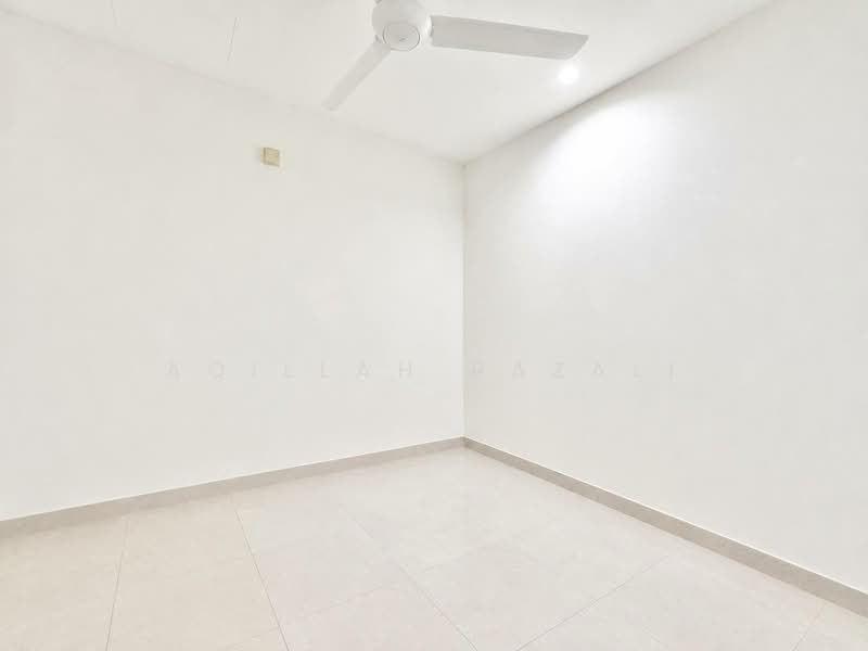 Rumah Teres 2 Tingkat untuk Dijual di Kampung Tasik Tambahan (Ampang) - Aqillah Razali - PropertyGuru.com.my