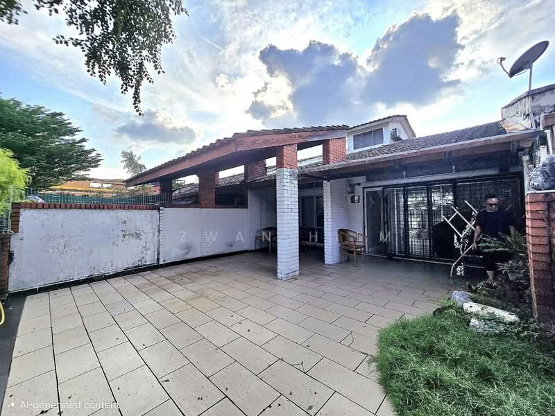 Rumah Teres 1 Tingkat untuk Dijual di Taman Tun Dr Ismail (Kuala Lumpur) - Hazwan Hilmi - Exterior - PropertyGuru.com.my