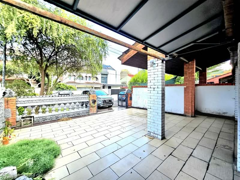 Rumah Teres 1 Tingkat untuk Dijual di Taman Tun Dr Ismail (Kuala Lumpur) - Hazwan Hilmi - Exterior - PropertyGuru.com.my